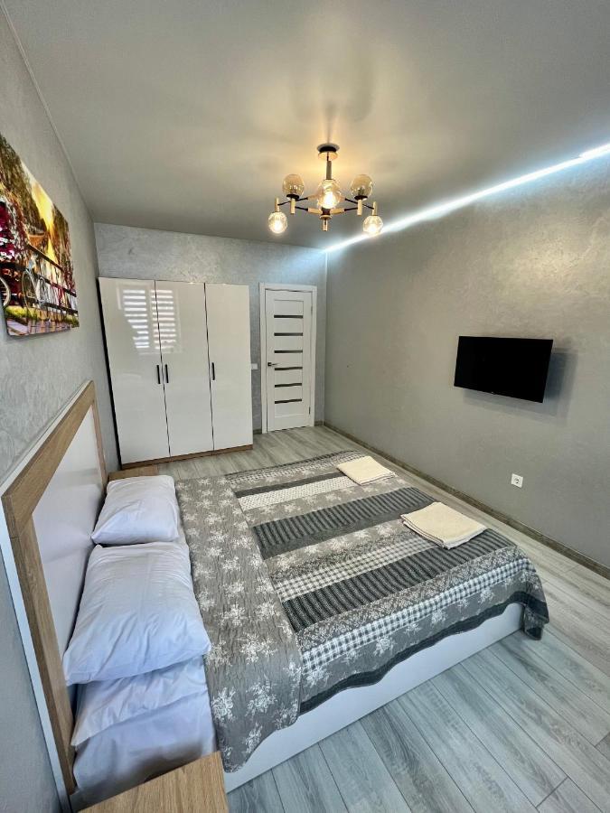 Apartment Premium In Center Ivano-Frankivsk Exterior foto